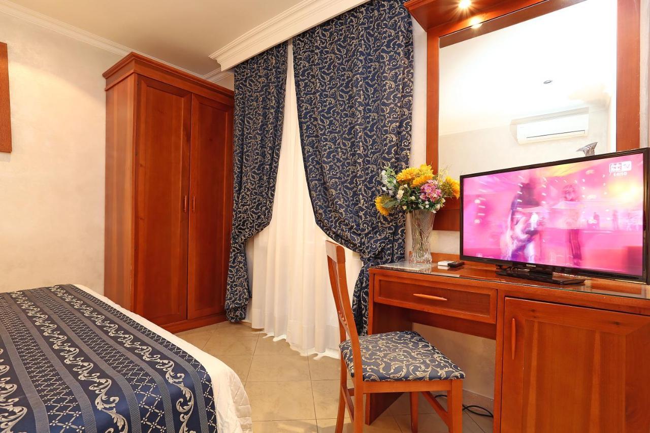 Adorasuite B&B Roma Ngoại thất bức ảnh